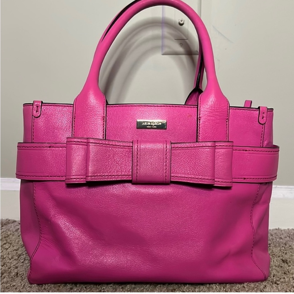 Kate Spade ♠️Quinn Villabella Fushia Handbag🩷